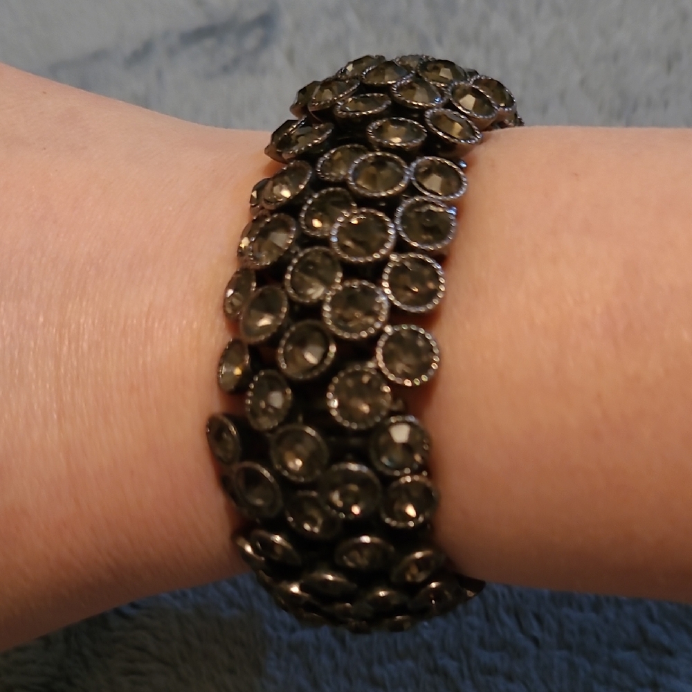 2/$12 Natasha Gunmetal Black Smoky Crystal Stretch Bracelet